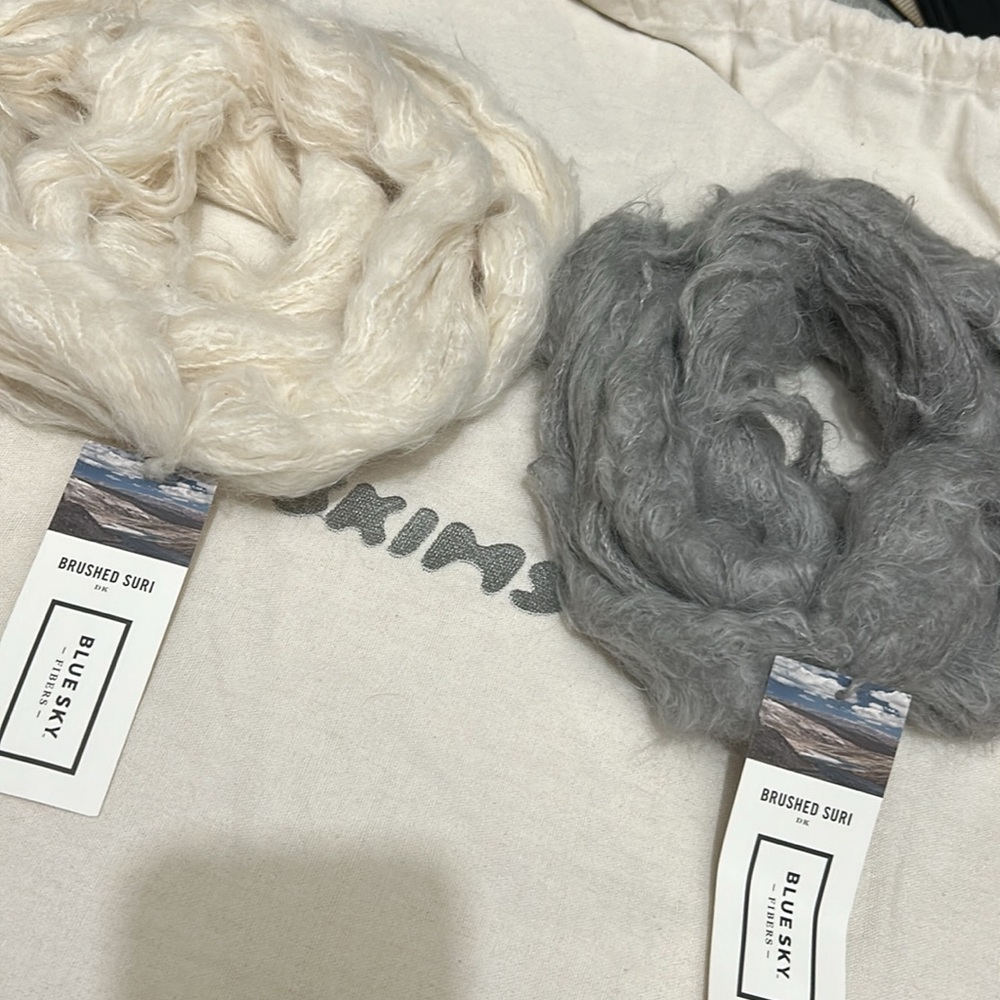 Brushed Suri blue sky fibers yarn